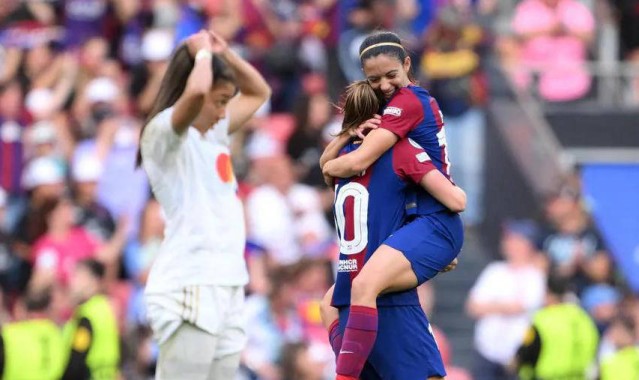 Title 足坛悲喜交织：皇马绝杀紧追巴萨，女足欧洲赛场大放异彩