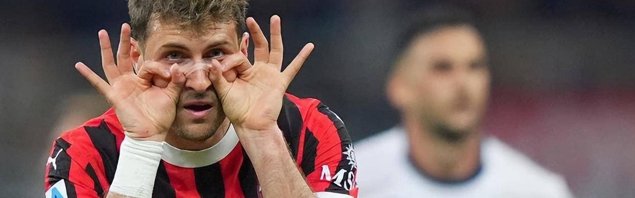 米兰锁定22岁中场天才帝星，攻守兼备点燃比甲赛场，豪门争夺激烈