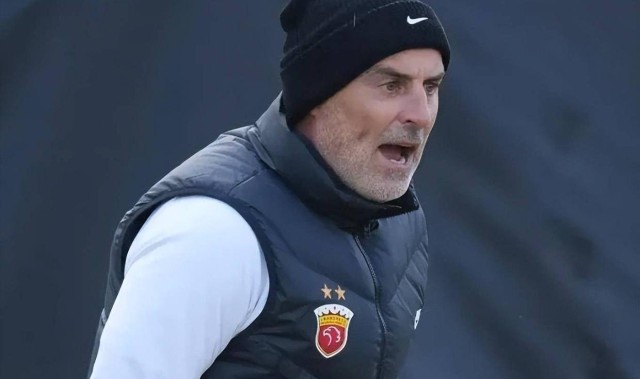 上港主教练位置将官宣迎来新面孔！下一轮中超亮相，曾是荷甲名宿