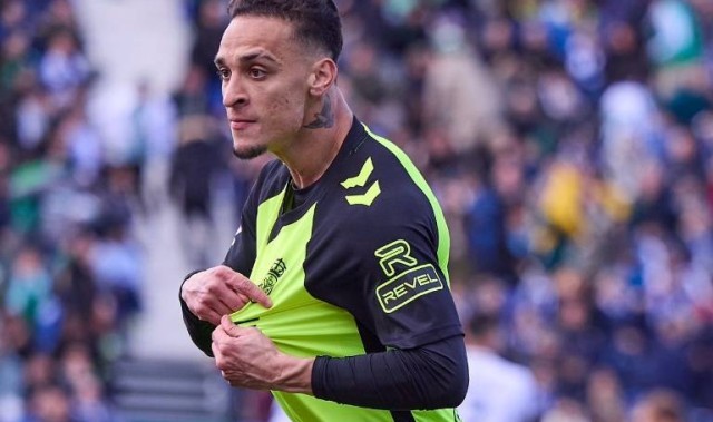 12场4球4助攻，曼联标价5000万欧元，伊斯科：众筹也要安东尼留队