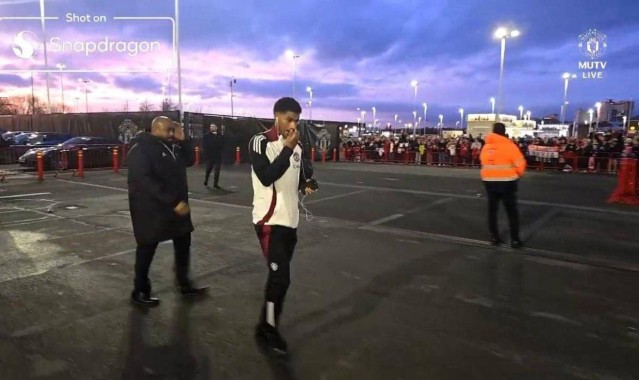 曝拉什福德4000万转会告吹，恐遭维拉退货！曼联预定其与阿莫林和谈