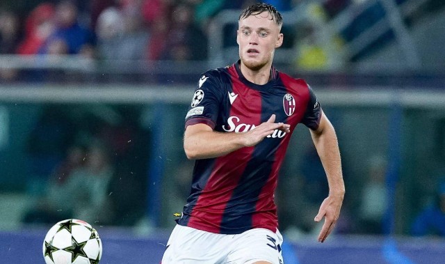 3000万中卫引发多家豪门哄抢，大黑马主帅怎么考虑转会问题？