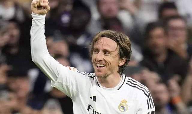 阿隆索已接受，39岁的魔笛有望续约皇马，提出两大条件：降薪与打替补