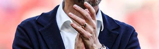 滕哈赫接掌勒沃库森，曼联陷低谷