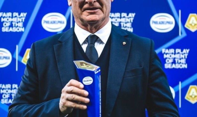 对手受伤主动叫停进攻！官方：老帅拉涅利获意甲公平竞赛时刻奖