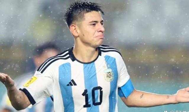 曼城新秀18岁天才或投奔西甲？瓜迪奥拉遭质疑毁人